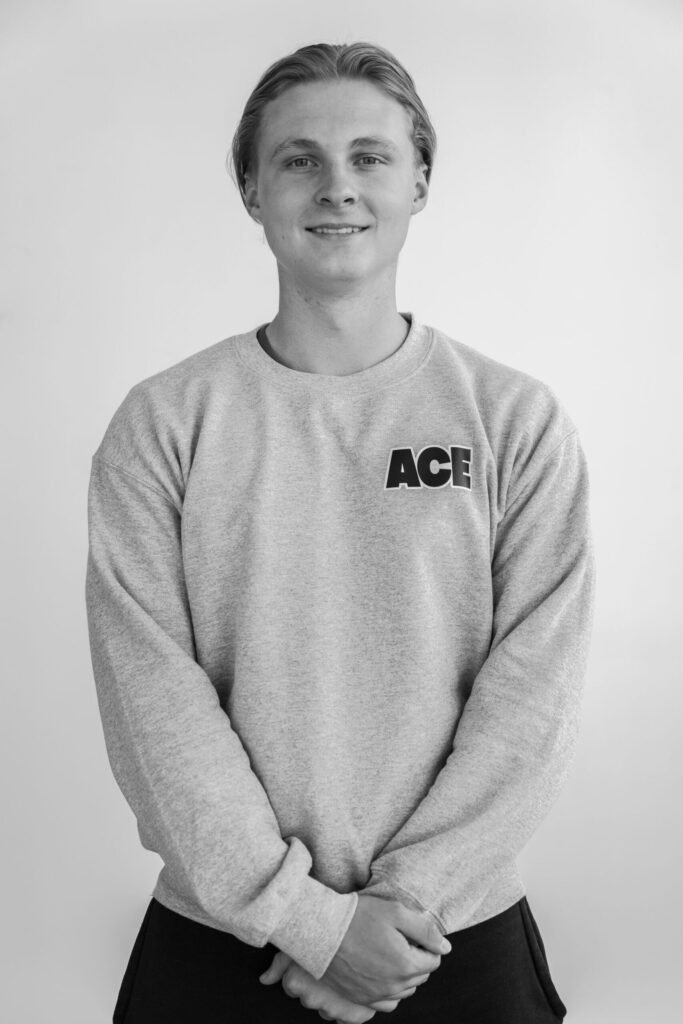 Lewis Wright, Coach and Admin intern